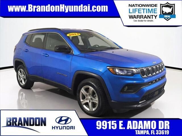2024 Jeep Compass Latitude — photo 1 of 13