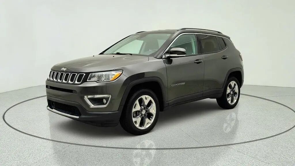 2021 Jeep Compass Limited — photo 1 of 13