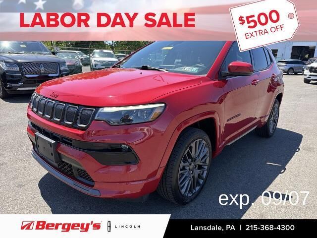 2022 Jeep Compass Limited — photo 1 of 13