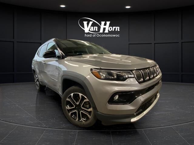2022 Jeep Compass Limited — photo 1 of 13