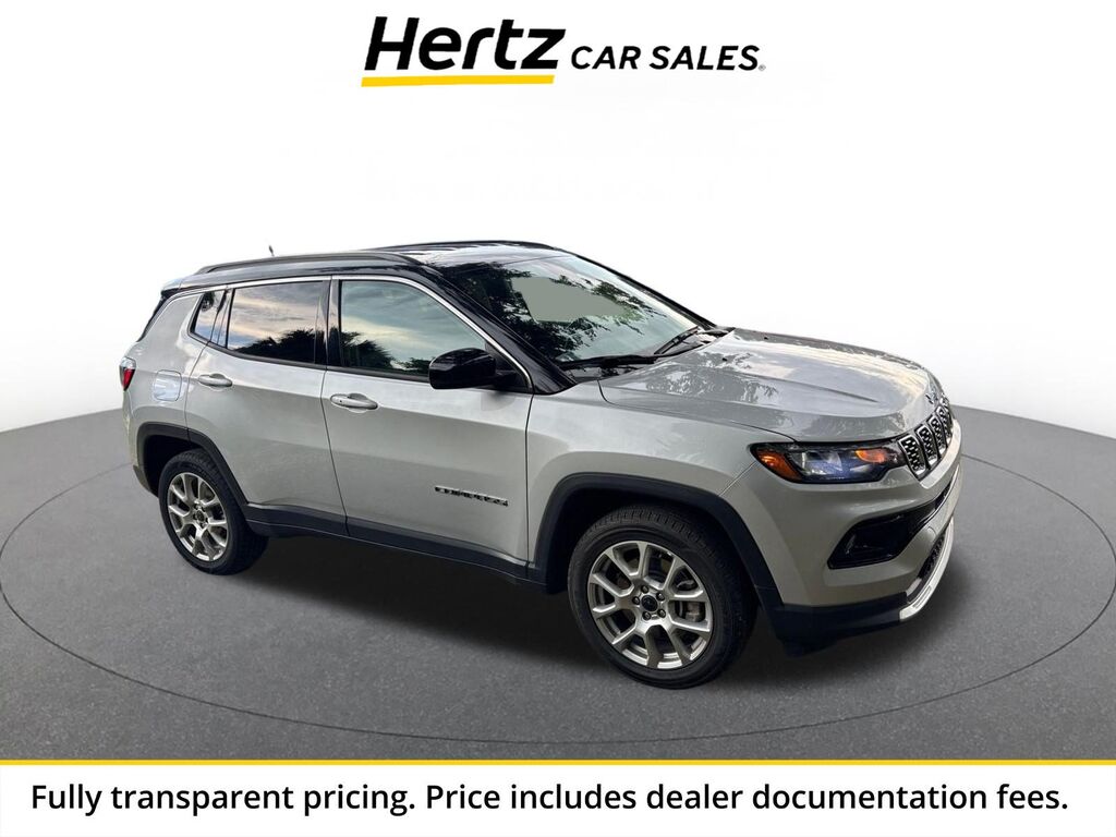 2025 Jeep Compass Limited — photo 1 of 13