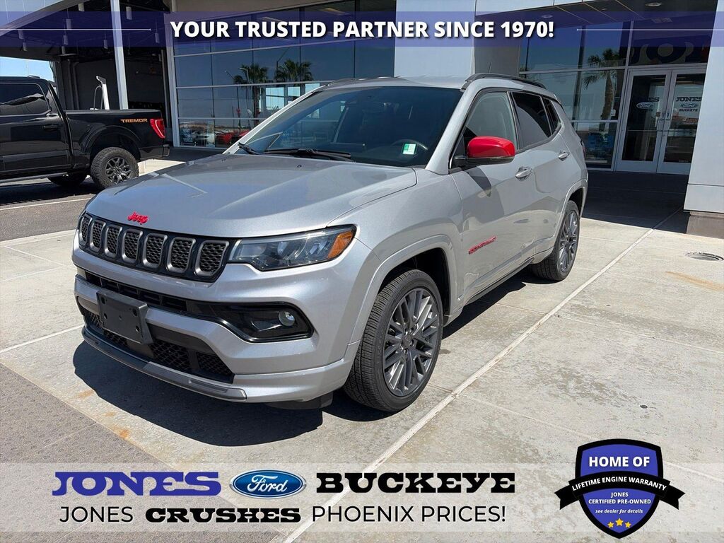 2023 Jeep Compass Limited — photo 1 of 1