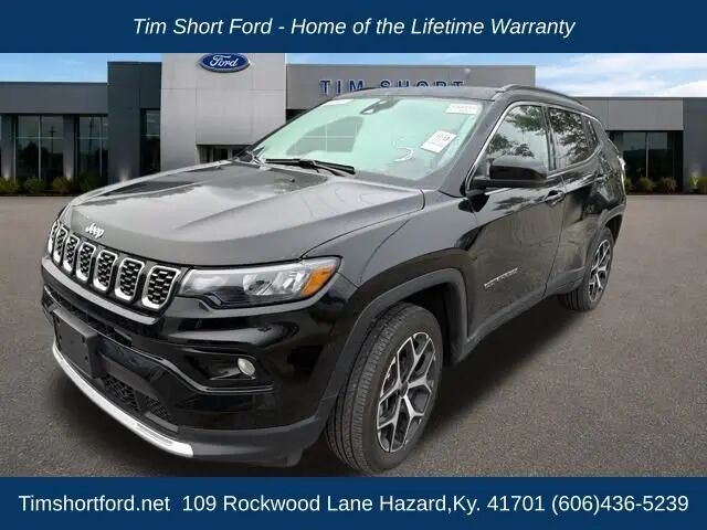 2025 Jeep Compass Limited — photo 1 of 4
