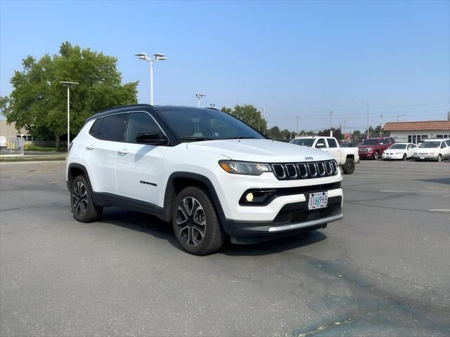 2023 Jeep Compass Limited — photo 1 of 13