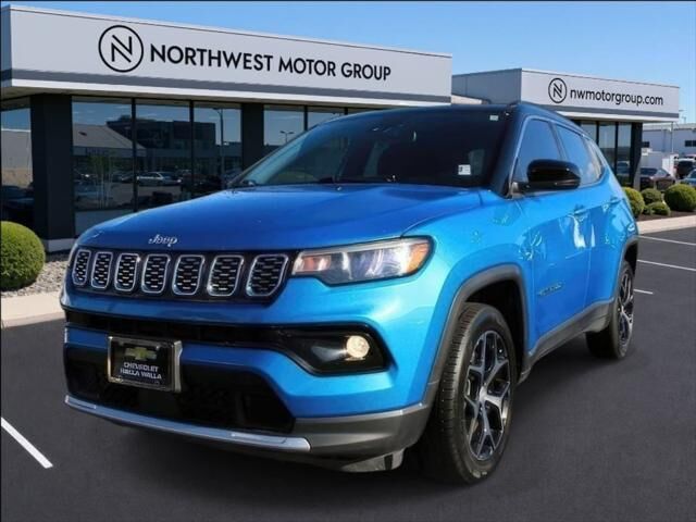 2024 Jeep Compass Limited — photo 1 of 13