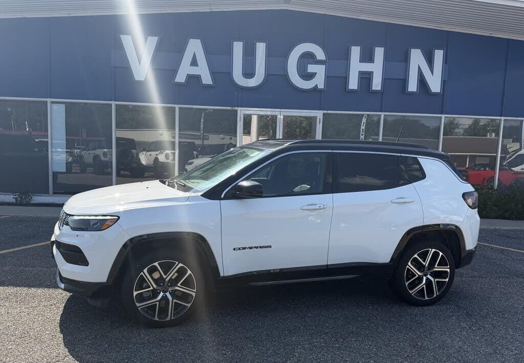 2025 Jeep Compass Limited — photo 1 of 1
