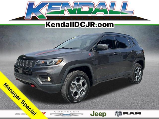 2022 Jeep Compass Trailhawk — photo 1 of 5