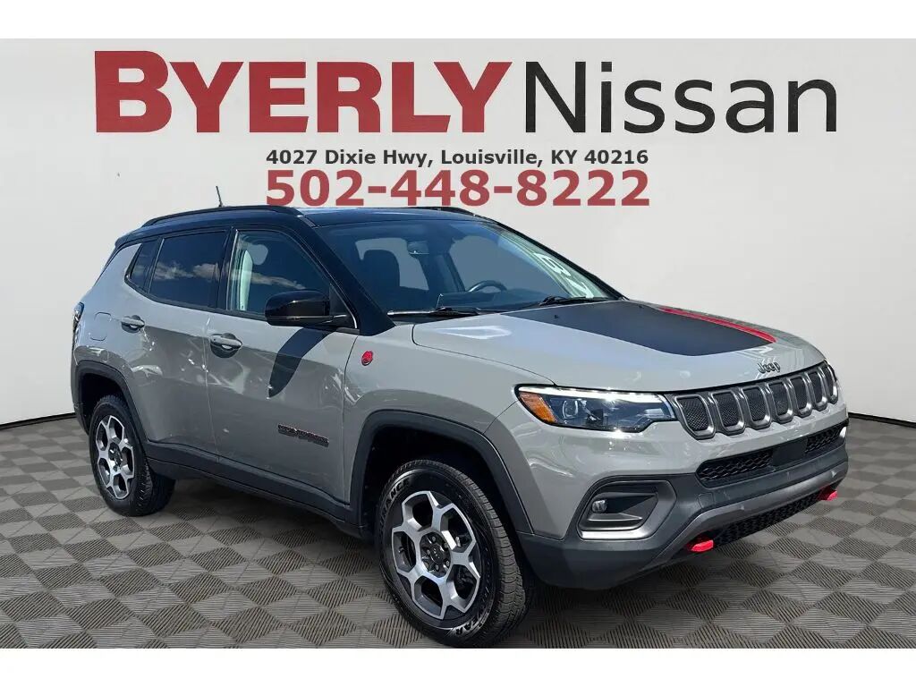 2022 Jeep Compass Trailhawk — photo 1 of 13