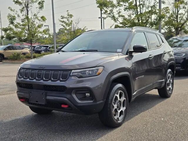 2022 Jeep Compass Trailhawk — photo 1 of 13