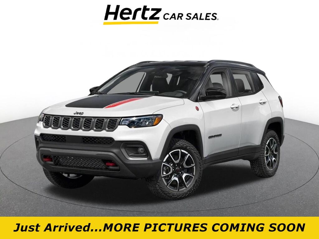 2025 Jeep Compass Trailhawk — photo 1 of 1