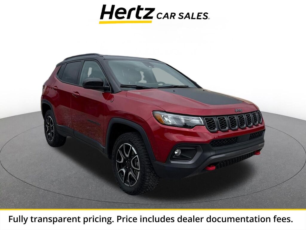 2025 Jeep Compass Trailhawk — photo 1 of 1