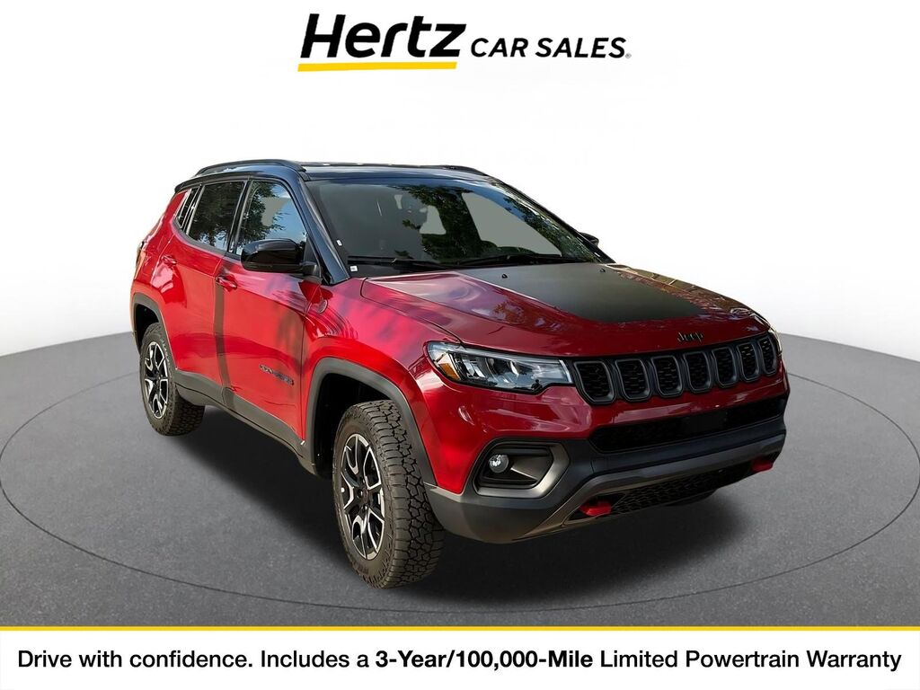 2025 Jeep Compass Trailhawk — photo 1 of 1