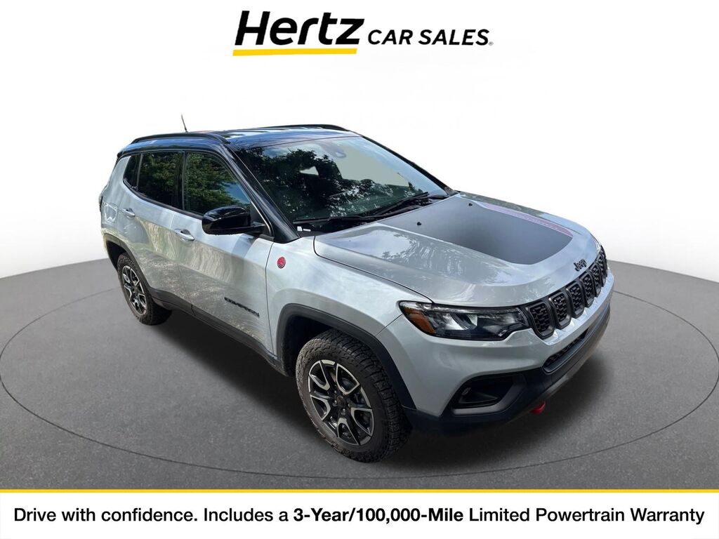 2025 Jeep Compass Trailhawk — photo 1 of 1
