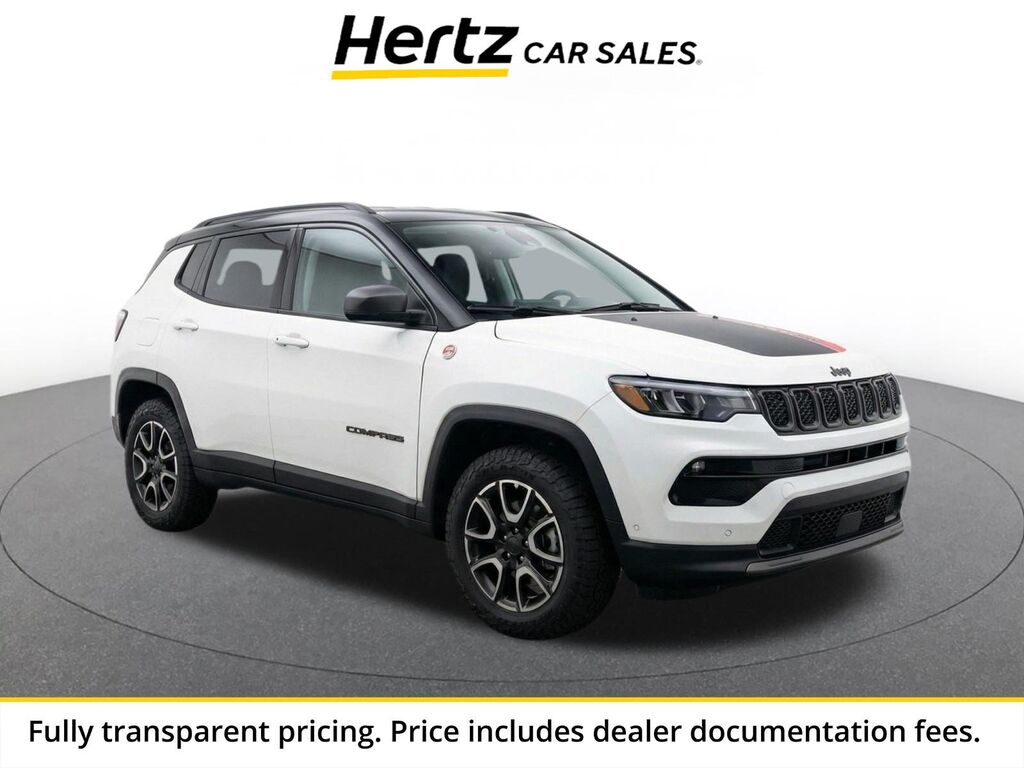 2025 Jeep Compass Trailhawk — photo 1 of 1
