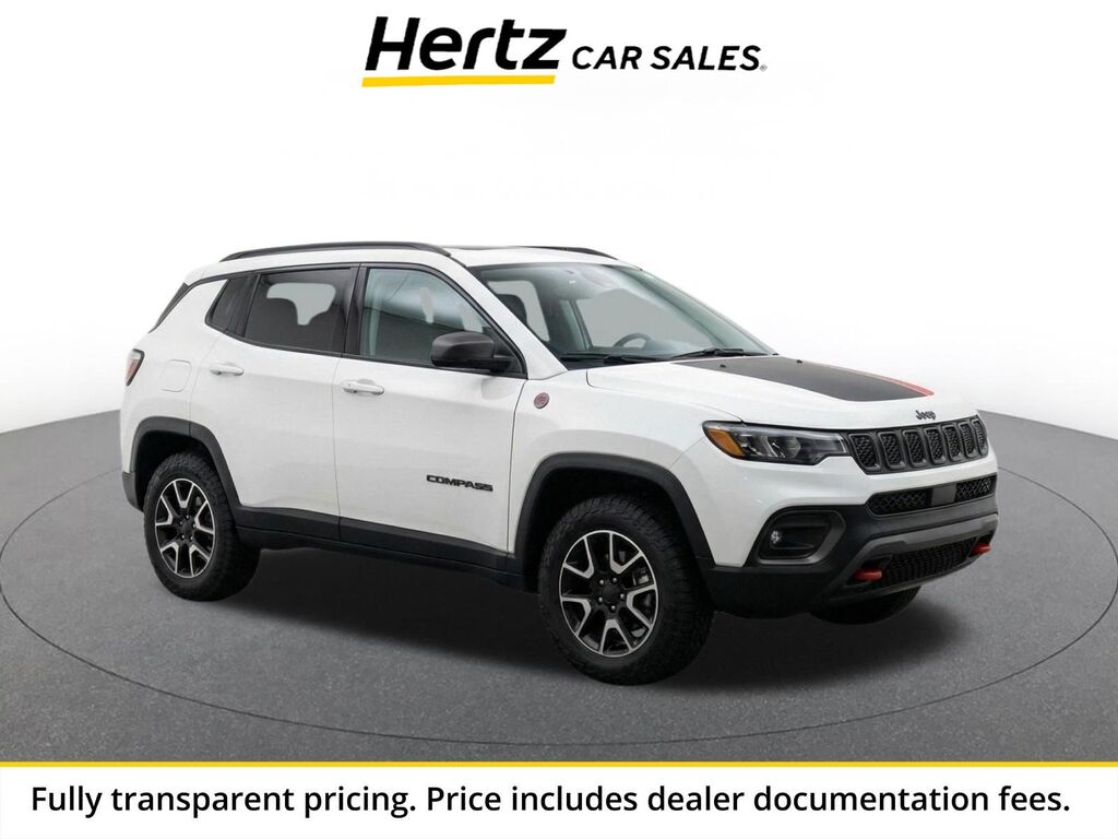 2025 Jeep Compass Trailhawk — photo 1 of 1