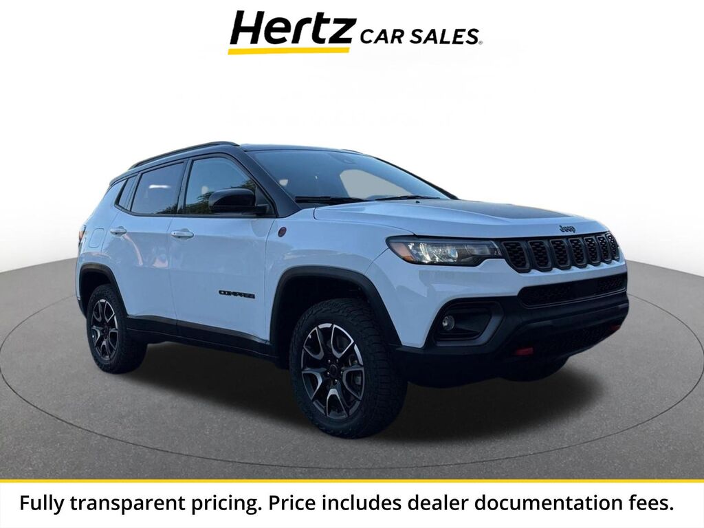 2025 Jeep Compass Trailhawk — photo 1 of 1