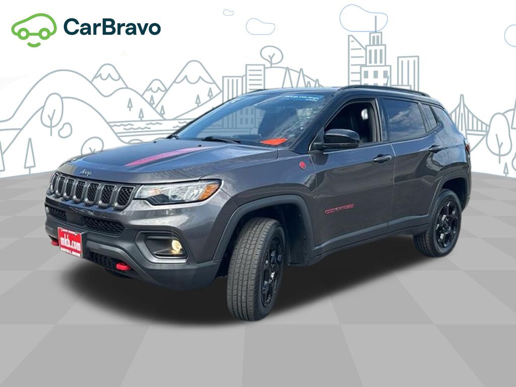 2023 Jeep Compass Trailhawk 4x4 — photo 1 of 6