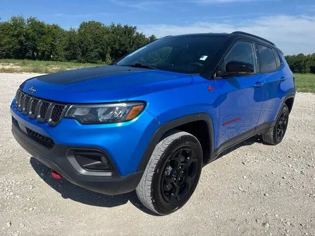 2024 Jeep Compass Trailhawk — photo 1 of 13