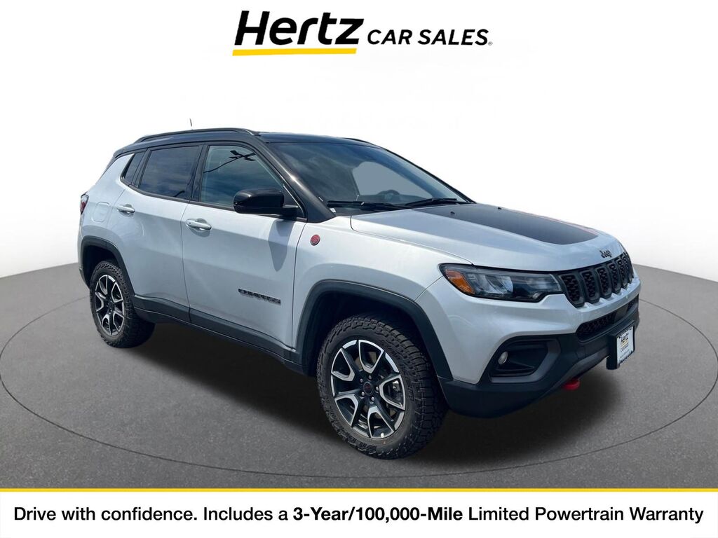 2025 Jeep Compass Trailhawk — photo 1 of 11
