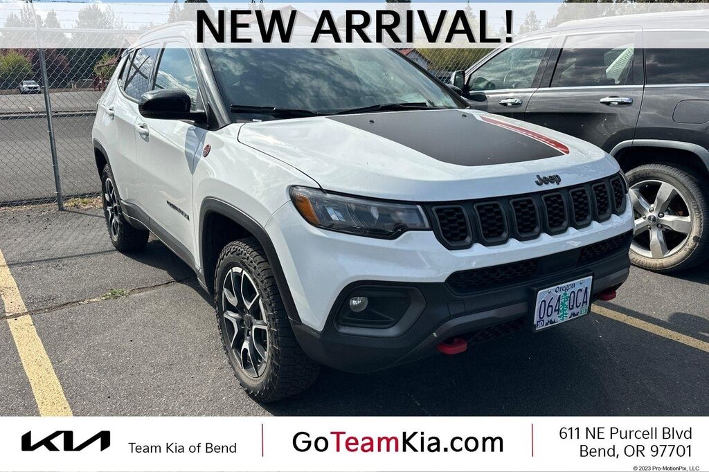 2025 Jeep Compass Trailhawk