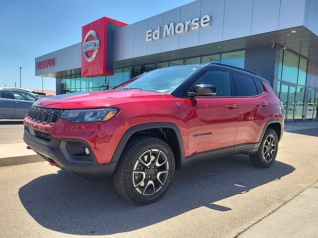 2025 Jeep Compass Trailhawk