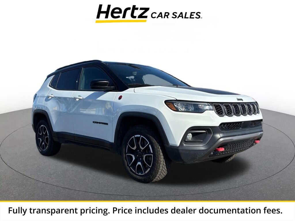 2025 Jeep Compass Trailhawk — photo 1 of 1