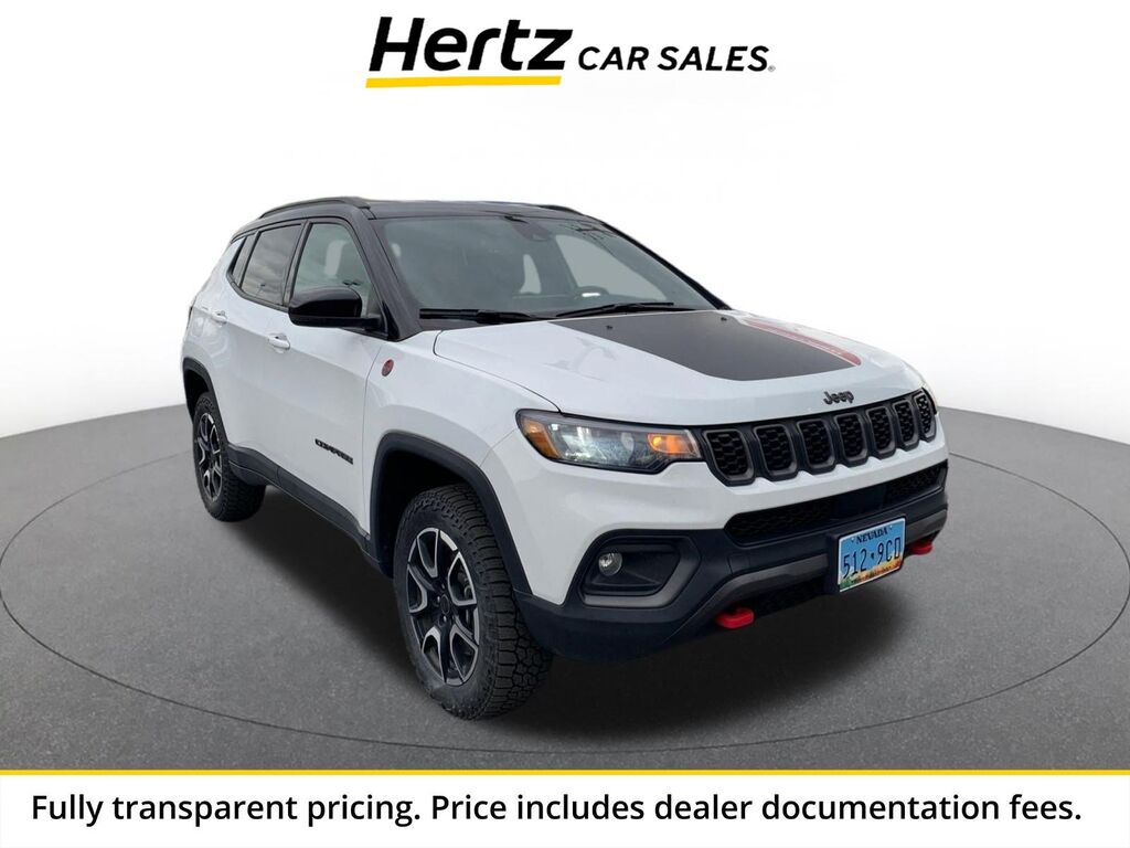 2025 Jeep Compass Trailhawk — photo 1 of 1