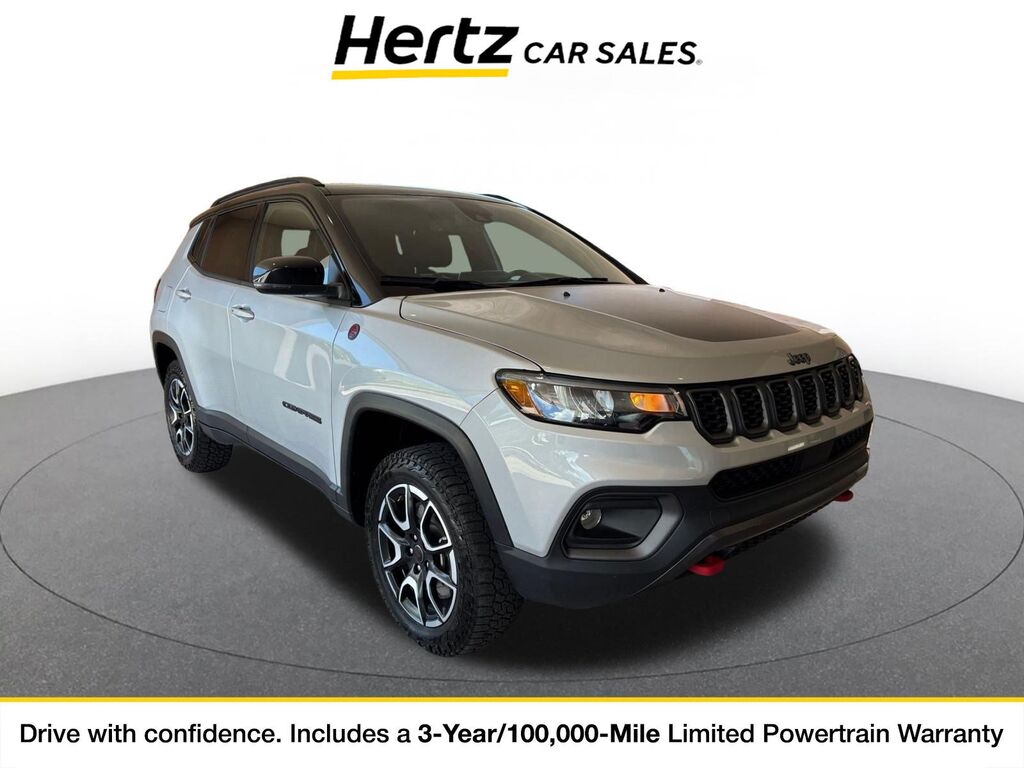 2025 Jeep Compass Trailhawk — photo 1 of 11