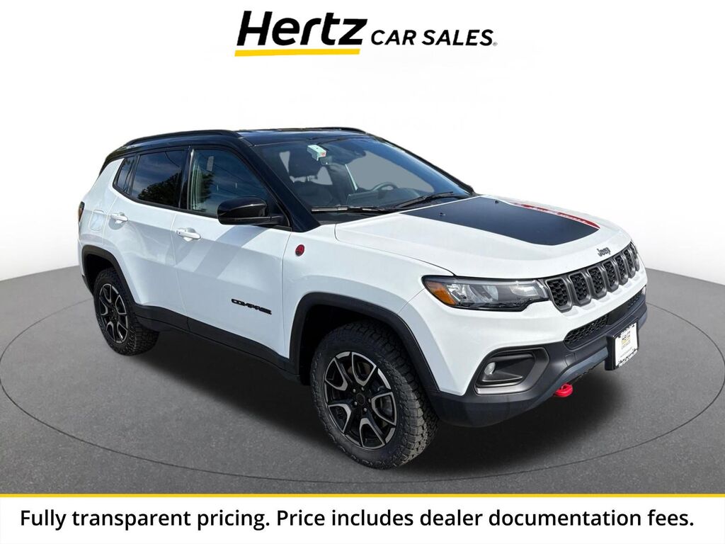 2025 Jeep Compass Trailhawk — photo 1 of 1