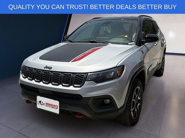 2025 Jeep Compass Trailhawk