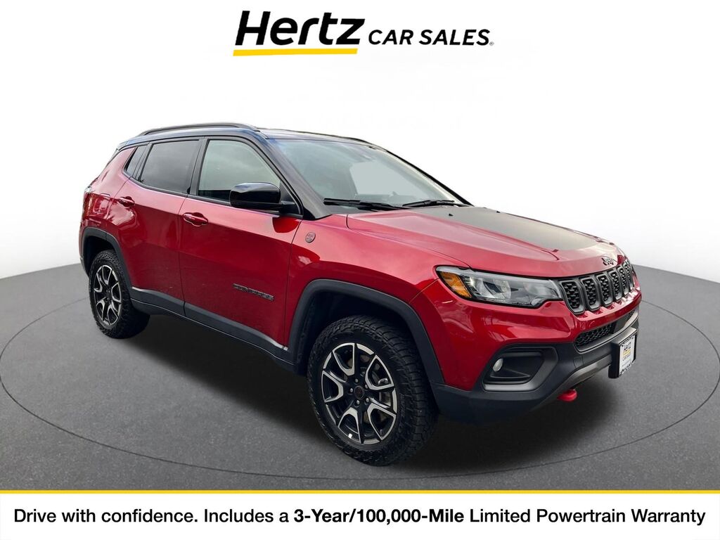 2025 Jeep Compass Trailhawk — photo 1 of 11