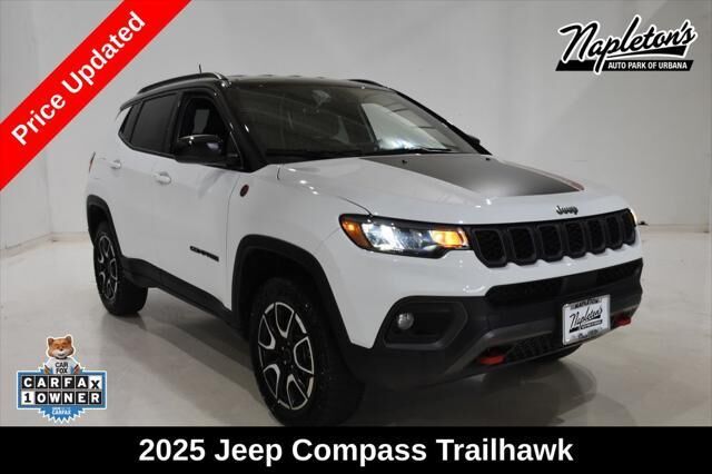 2025 Jeep Compass Trailhawk — photo 1 of 5