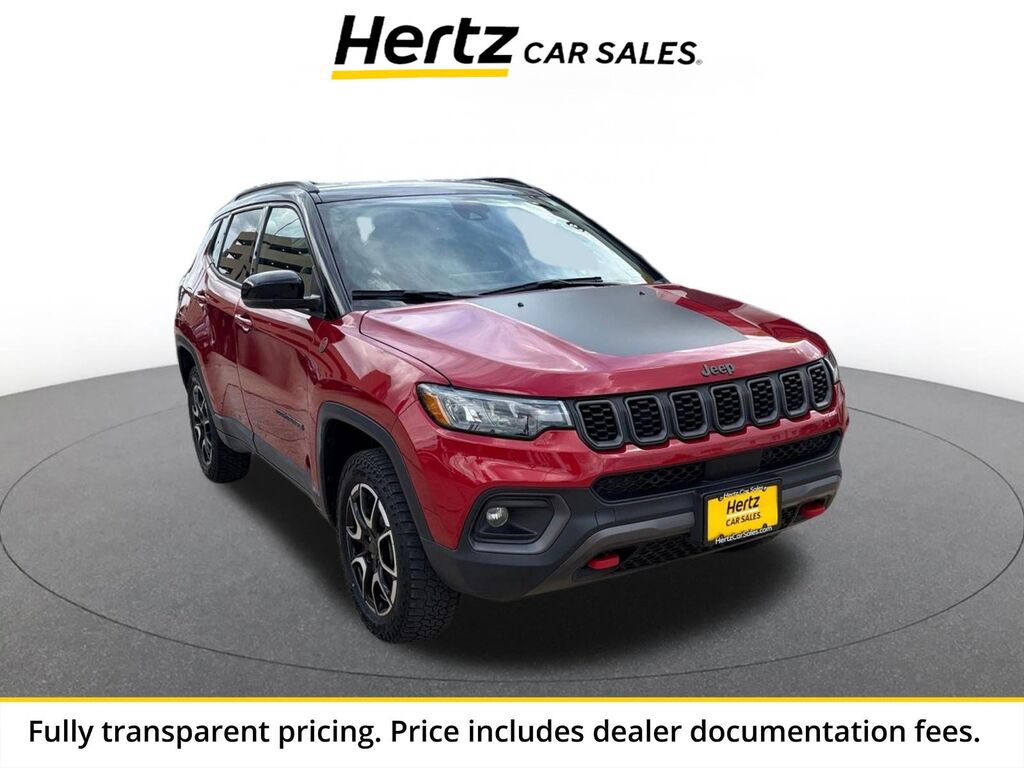 2025 Jeep Compass Trailhawk — photo 1 of 1