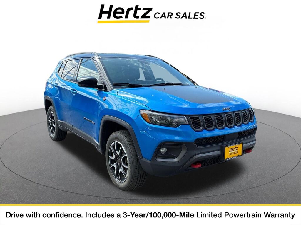 2025 Jeep Compass Trailhawk — photo 1 of 11