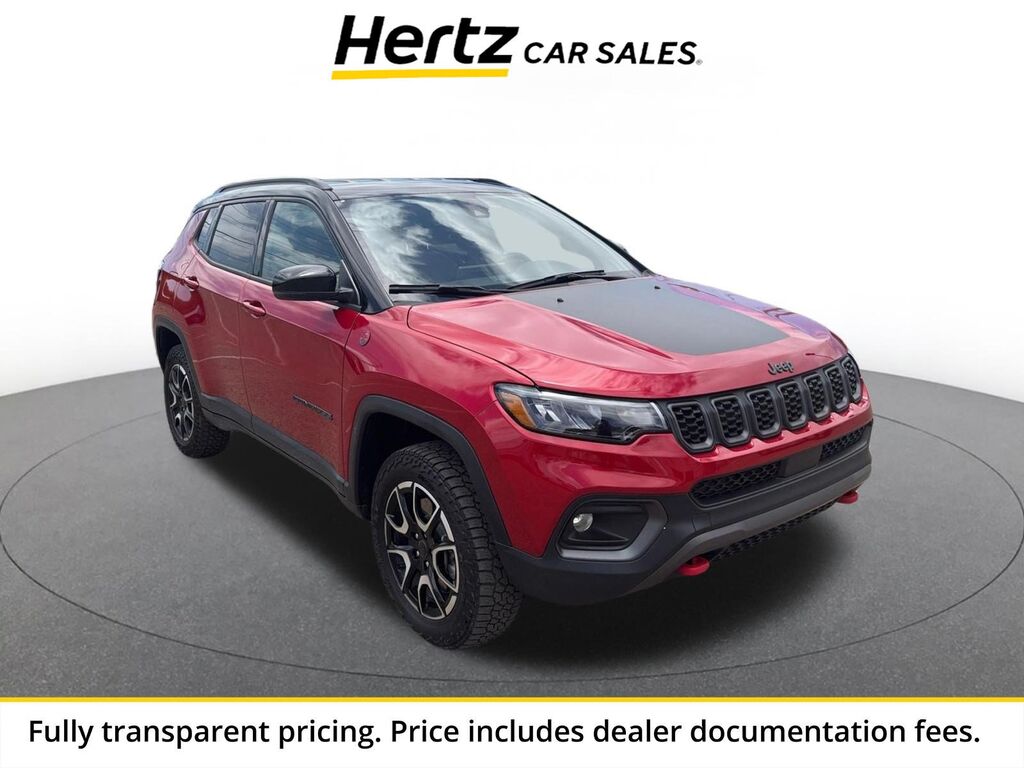 2025 Jeep Compass Trailhawk — photo 1 of 1