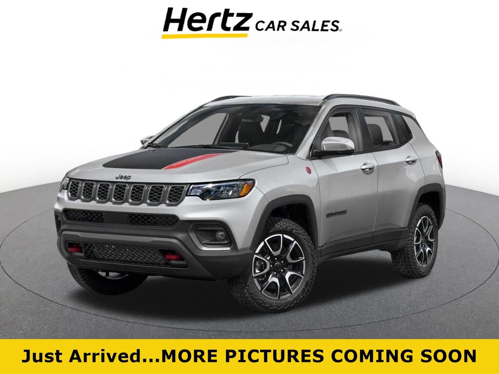 2025 Jeep Compass Trailhawk — photo 1 of 1