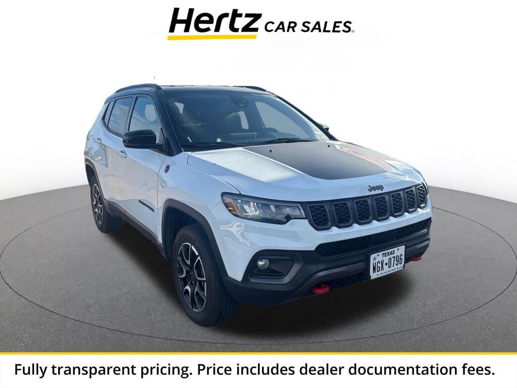 2025 Jeep Compass Trailhawk — photo 1 of 1