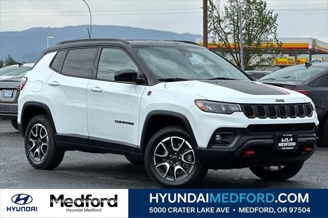 2025 Jeep Compass Trailhawk