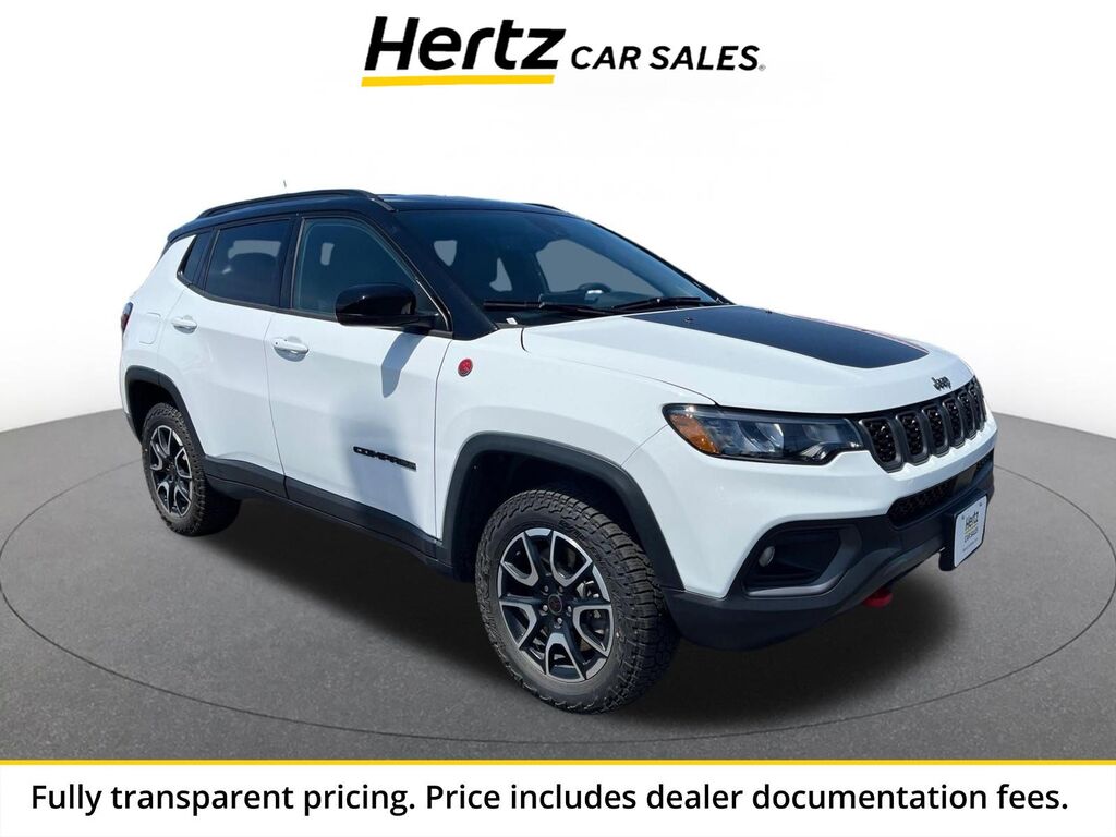 2025 Jeep Compass Trailhawk — photo 1 of 1
