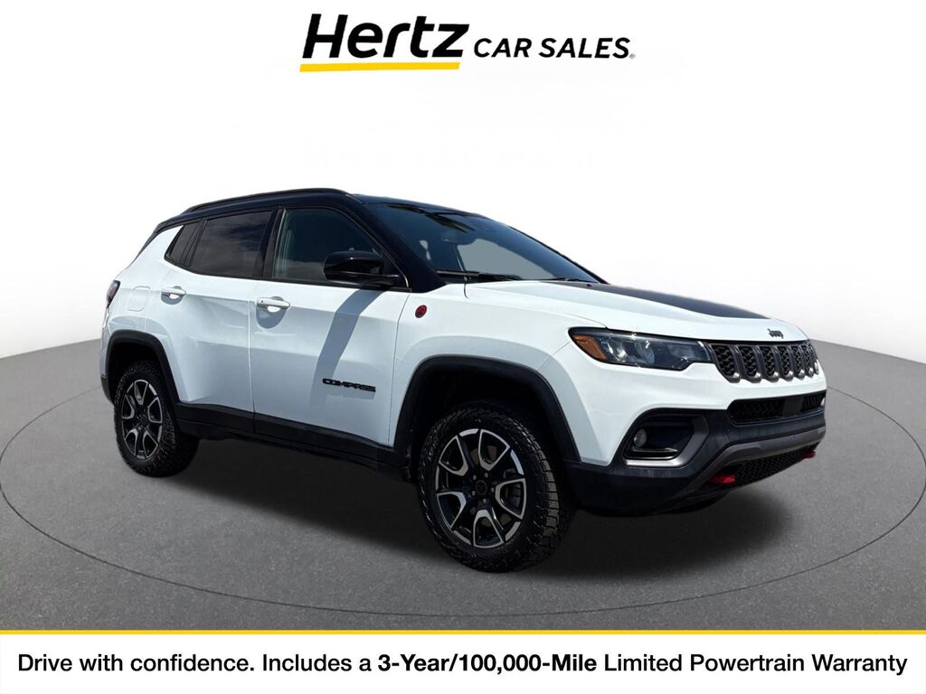 2025 Jeep Compass Trailhawk — photo 1 of 1