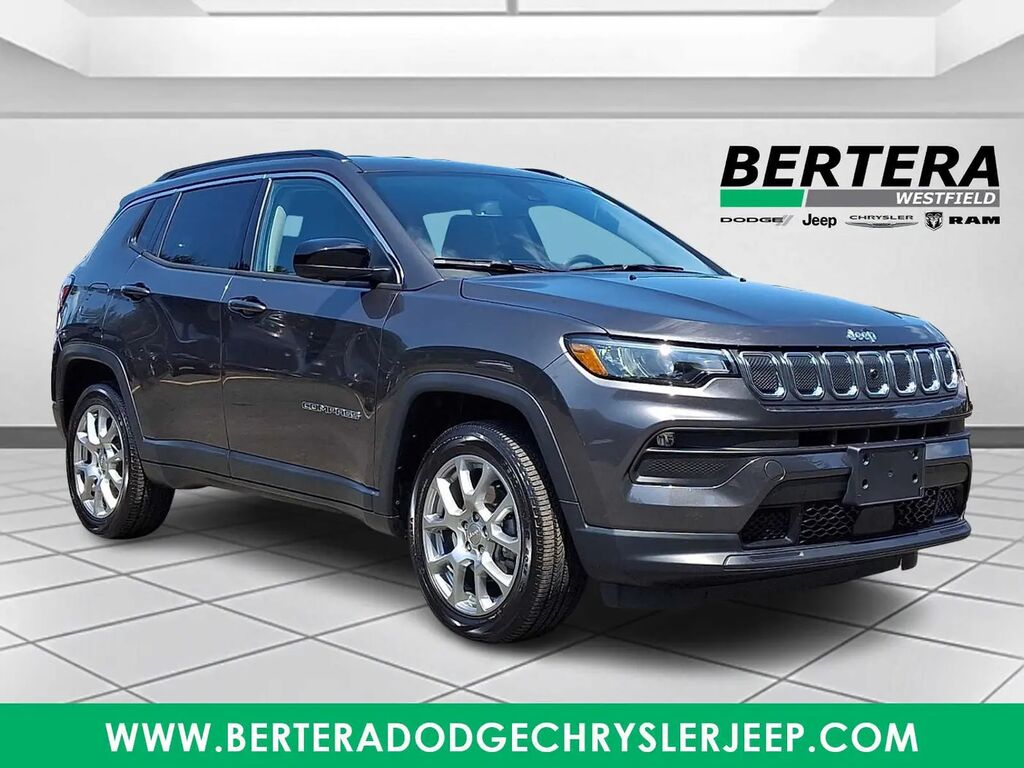 2022 Jeep Compass Latitude Lux