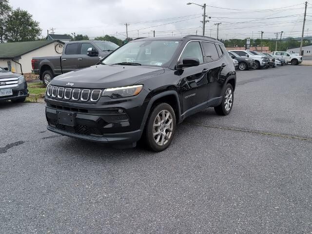 2022 Jeep Compass Latitude Lux