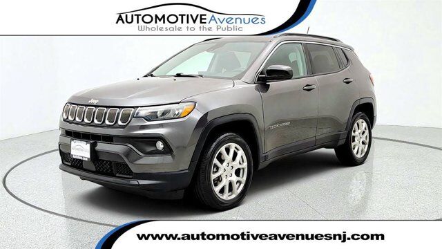 2022 Jeep Compass Latitude Lux