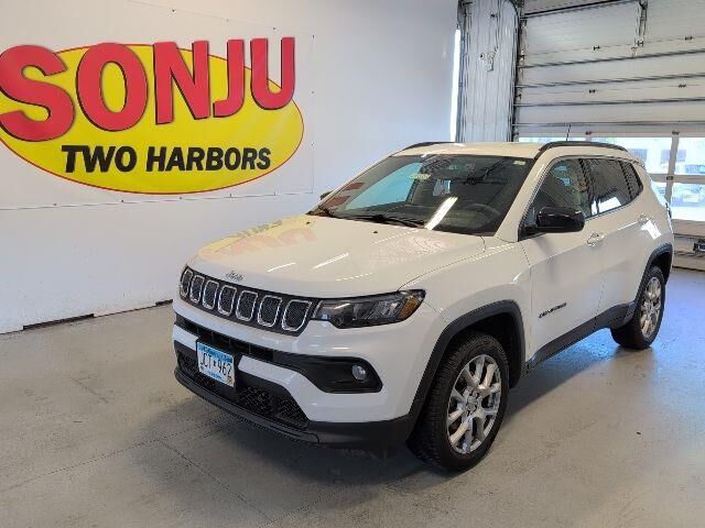 2022 Jeep Compass Latitude Lux