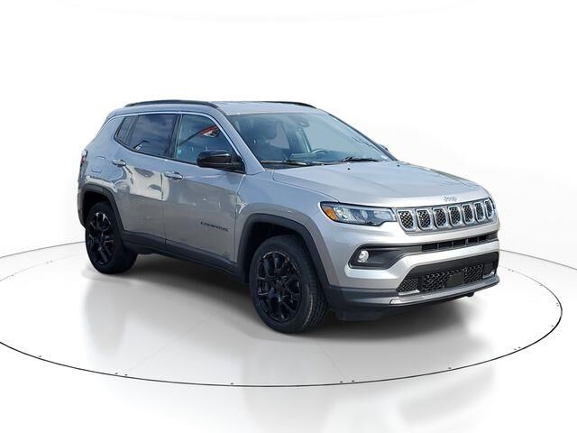 2023 Jeep Compass Latitude Lux