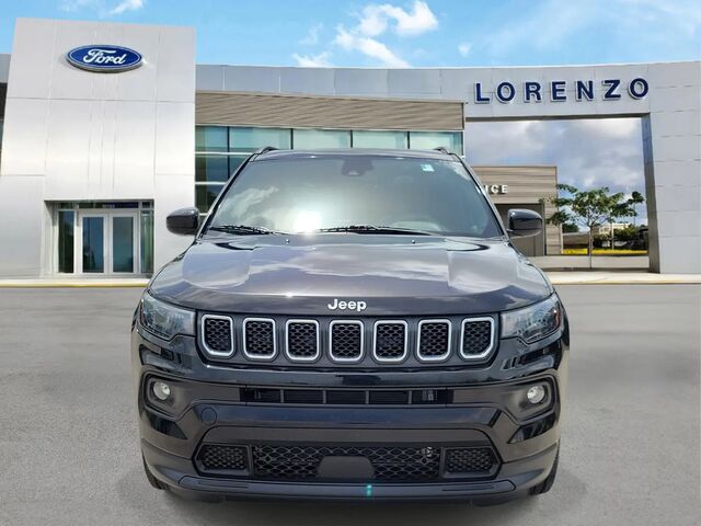 2023 Jeep Compass Latitude Lux