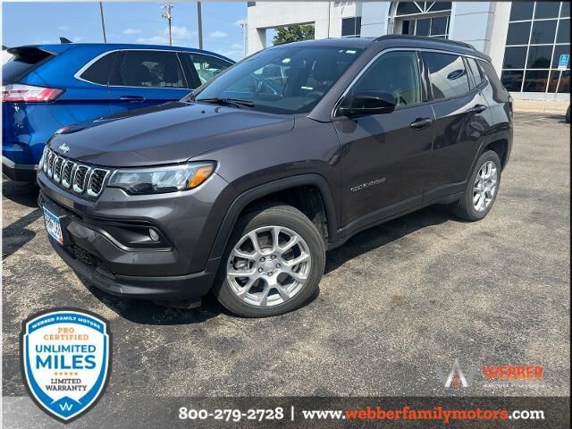 2024 Jeep Compass Latitude Lux