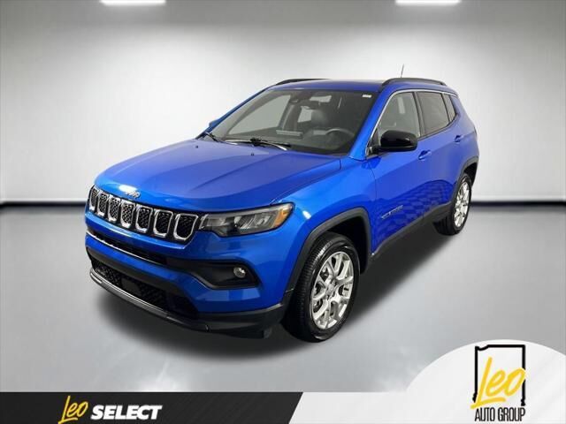 2023 Jeep Compass Latitude Lux