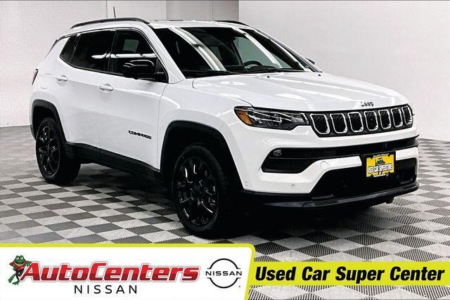 2023 Jeep Compass Latitude Lux