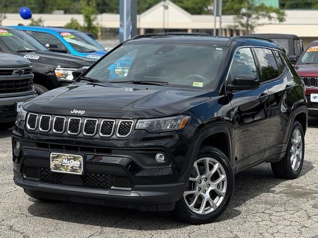 2023 Jeep Compass Latitude Lux